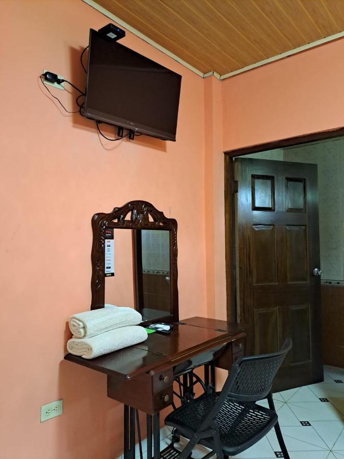 Hostal Familiar Noemi 다비드 객실 사진